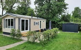 Gezellig Chalet Op Een Prachtige Plek In Drenthe Met Vrij Uitzicht